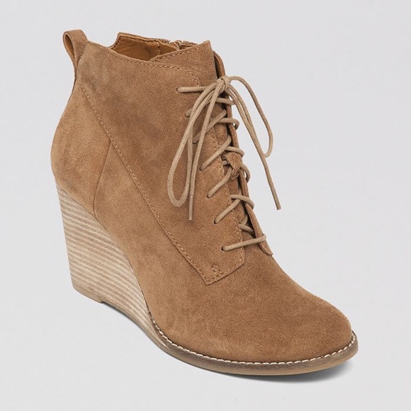 Lucky Brand Yoanna Lace Up Wedge Ankle Boots - Honey - Picture 1 of 9
